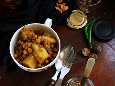 Spiced Chickpeas and White Fleshed Sweet Potato, with cardamom, coriander, fresh ginger and nutmeg