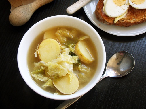 Savoy Cabbage and Potato Soup, with beefed-up vegetable stock and chilli